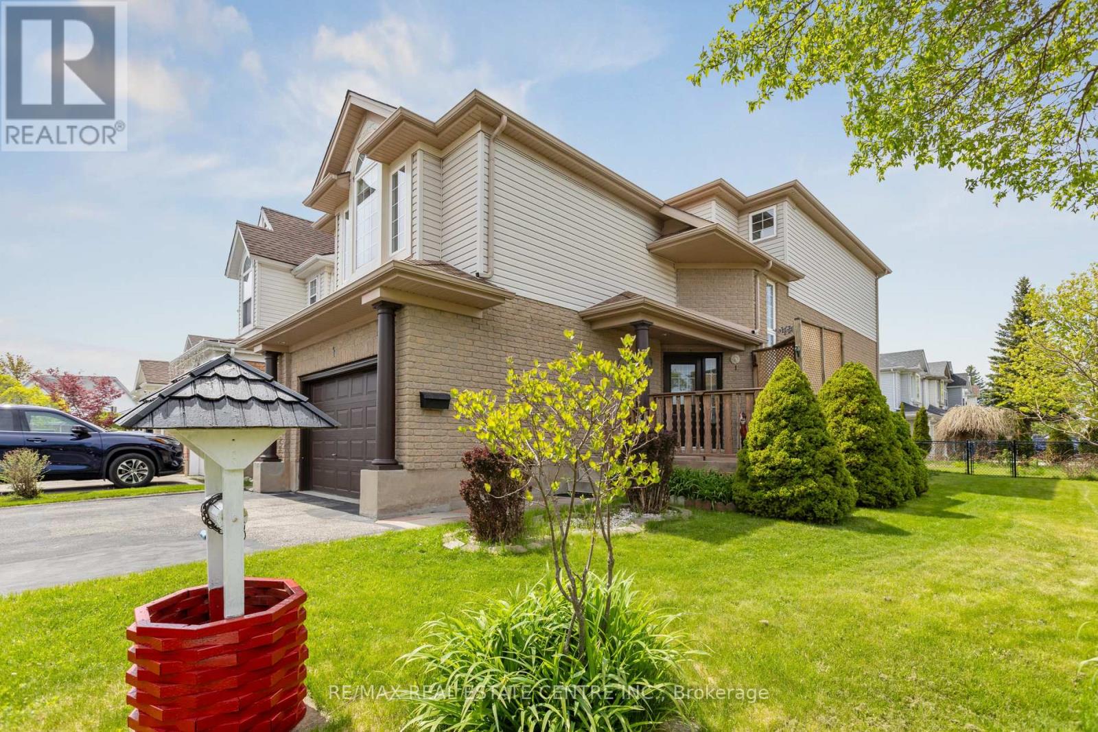 1 SILVERSMITH COURT