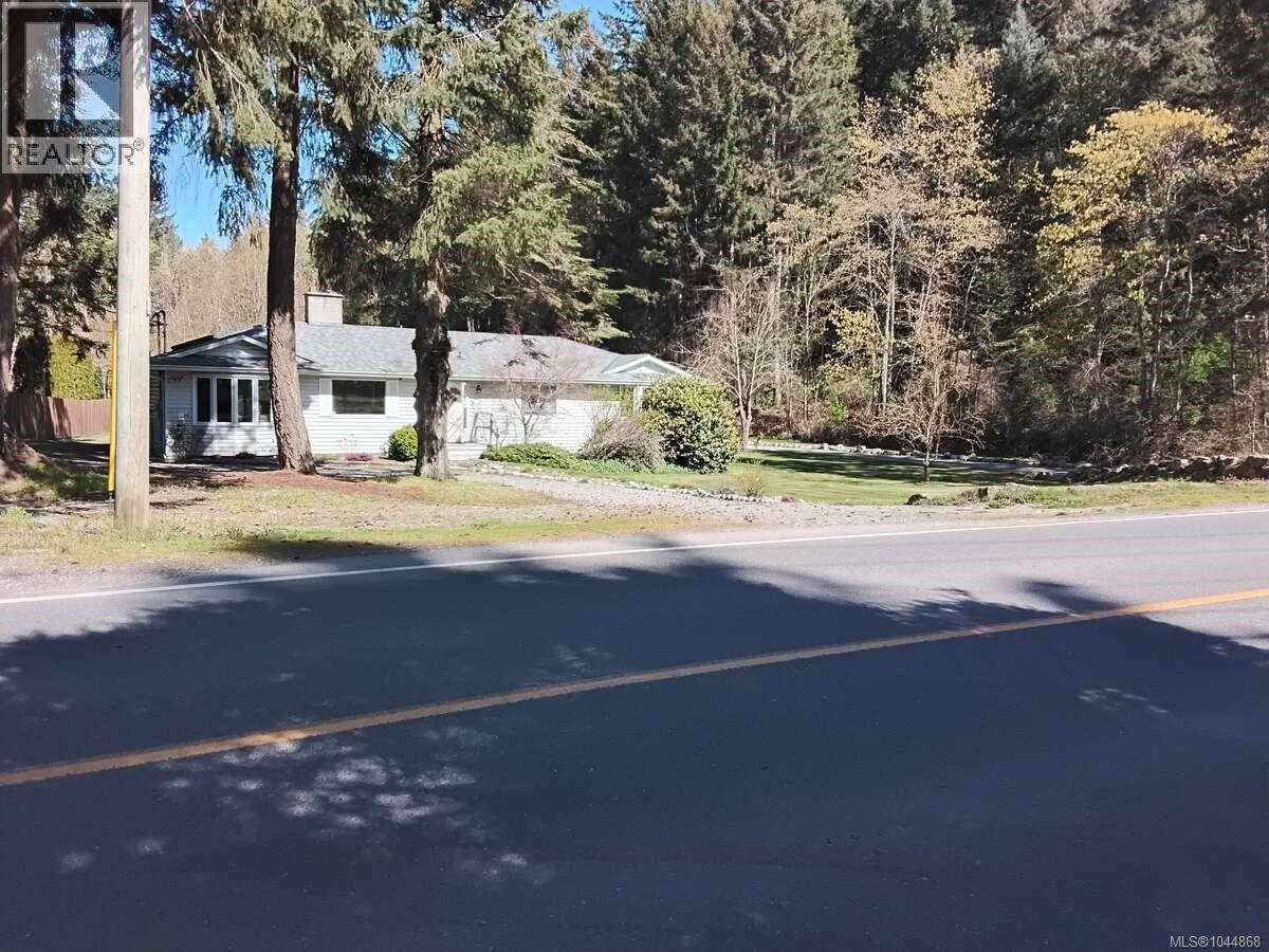 4759 Yellow Point Rd