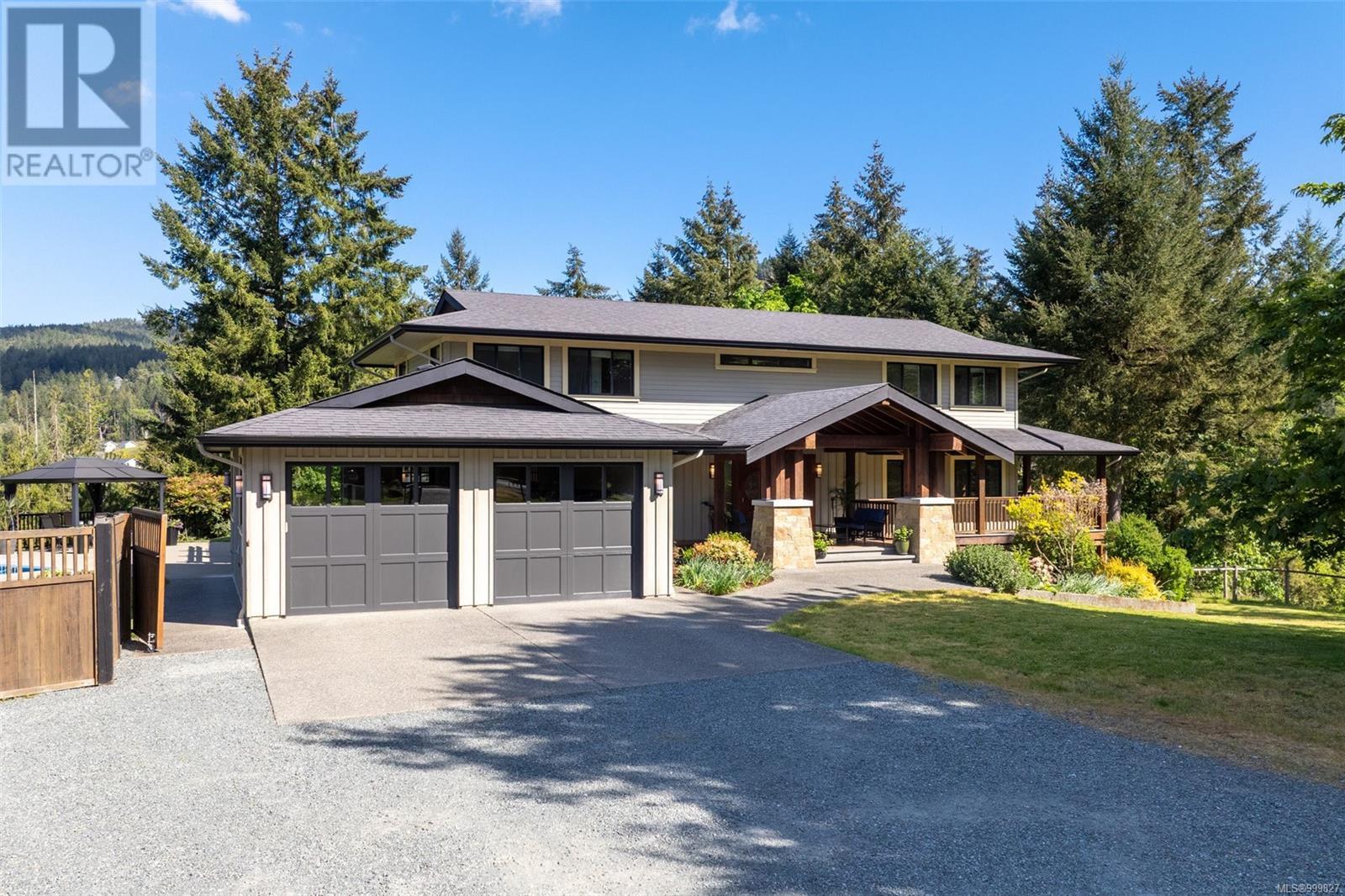 7136/7138 Richards Trail