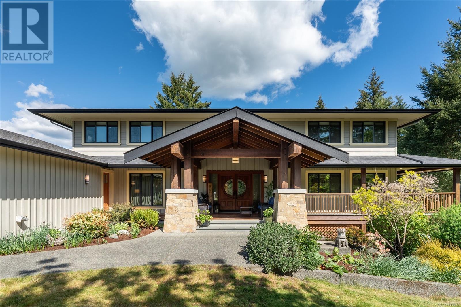 7136/7138 Richards Trail