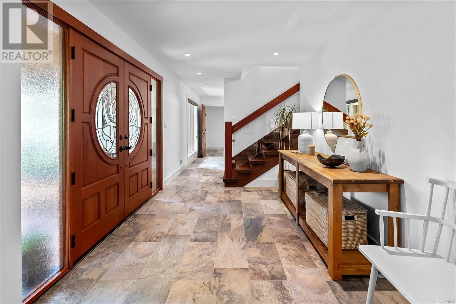 7136/7138 Richards Trail