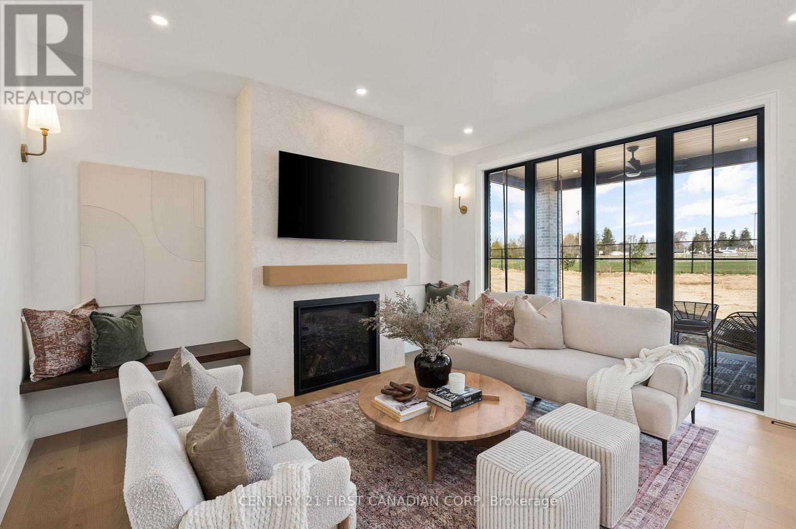 LOT 32 UPPER WEST AVENUE
