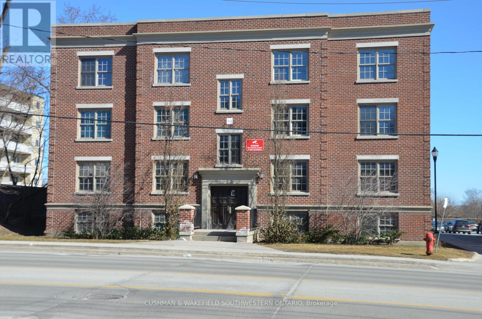 359-363 DUCKWORTH STREET