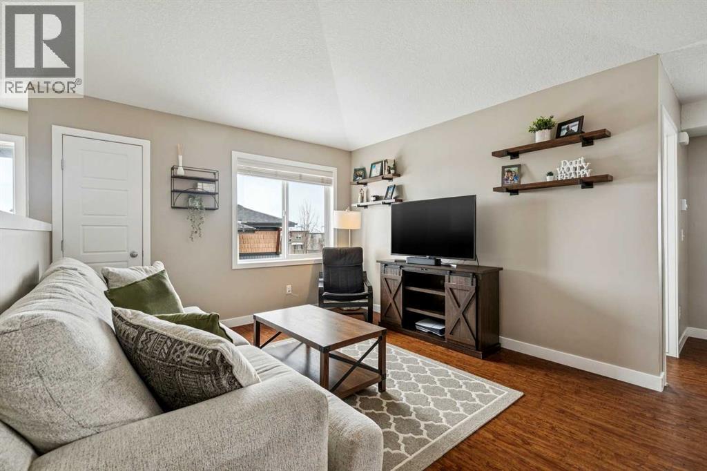 8303, 2781 Chinook winds Drive SW