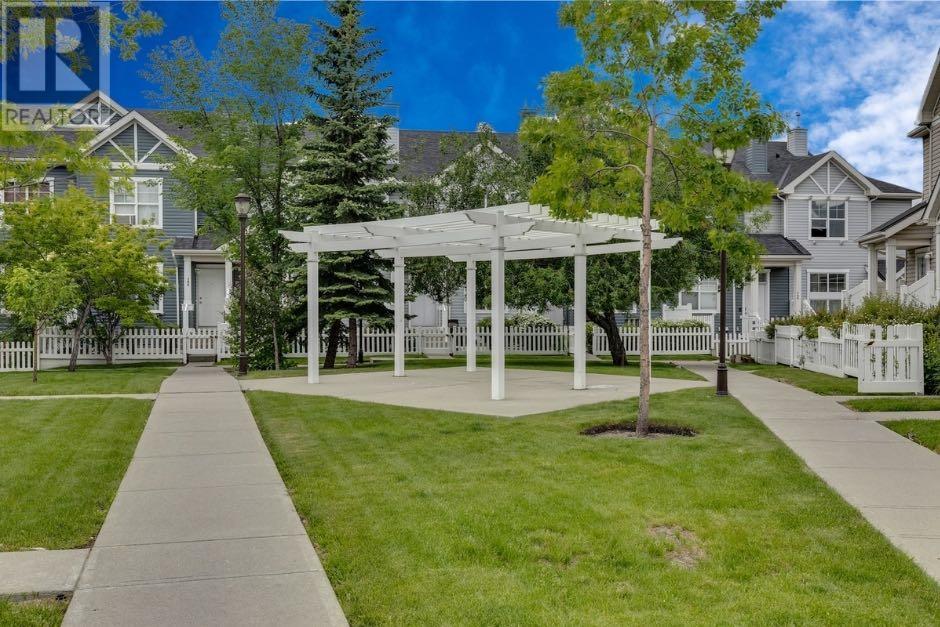 284 Elgin Gardens SE