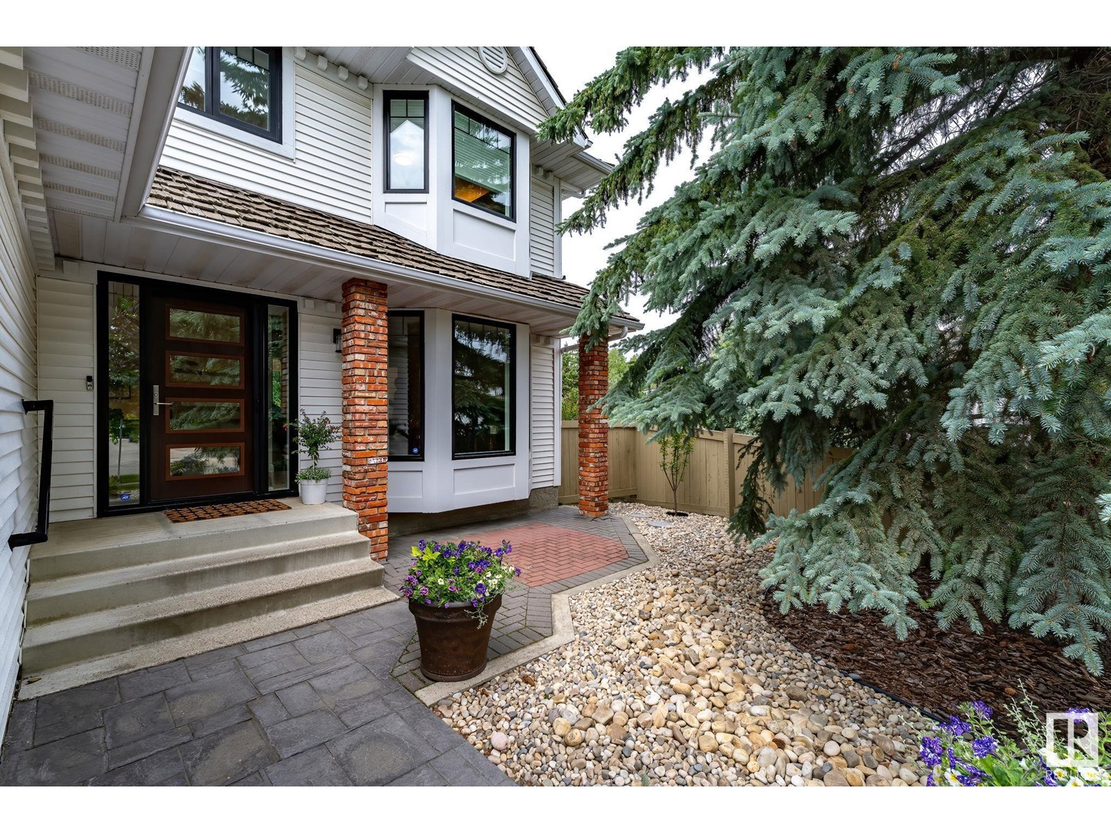 72 RIDGEMONT CR
