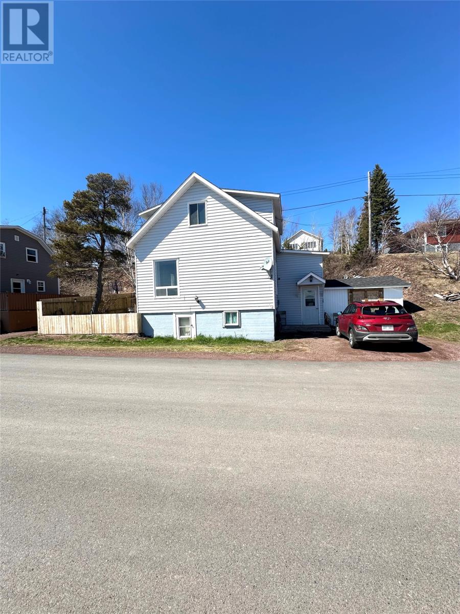 15 Lighthouse Road