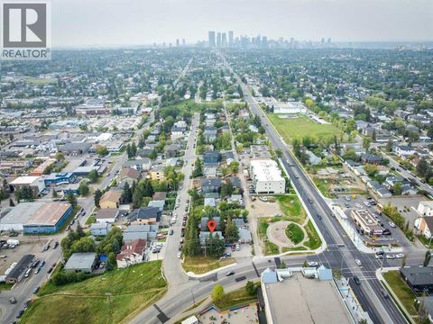 107 40 Avenue NE Calgary AB T2E2M6