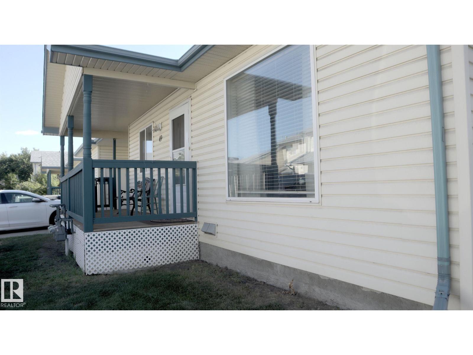 #49 10909 106 ST NW