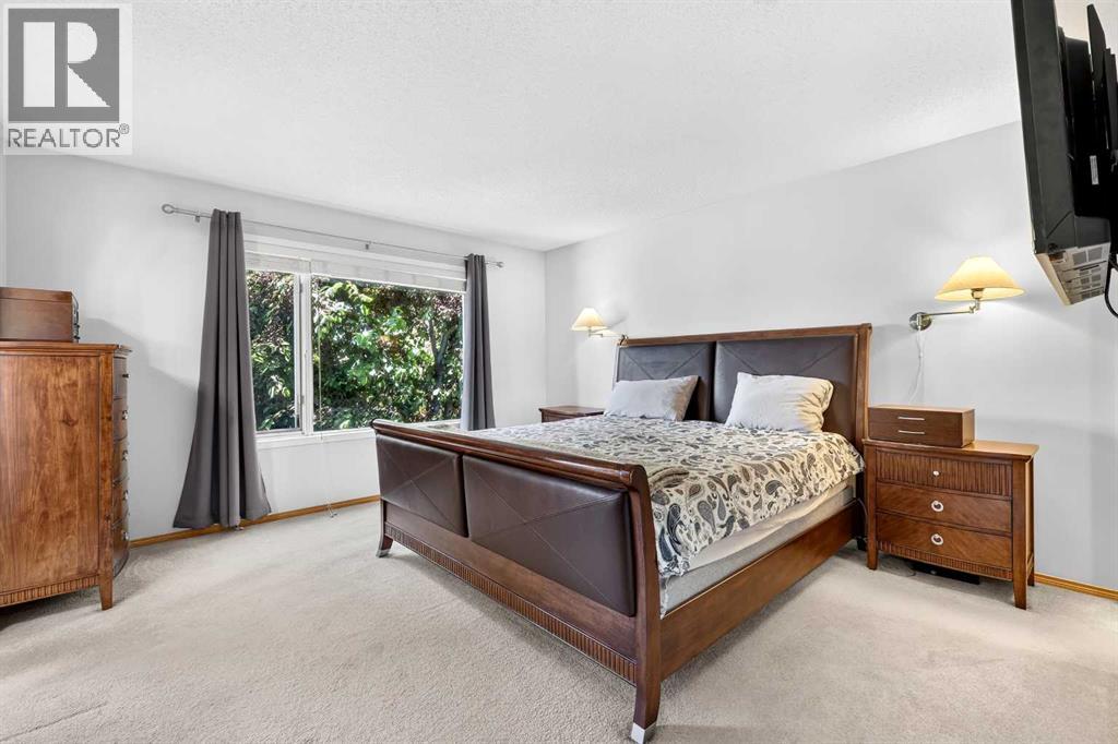 72 Douglas Park Boulevard SE