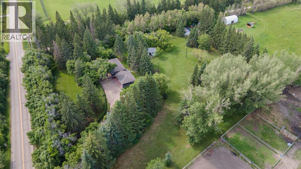27576 Township Road 382