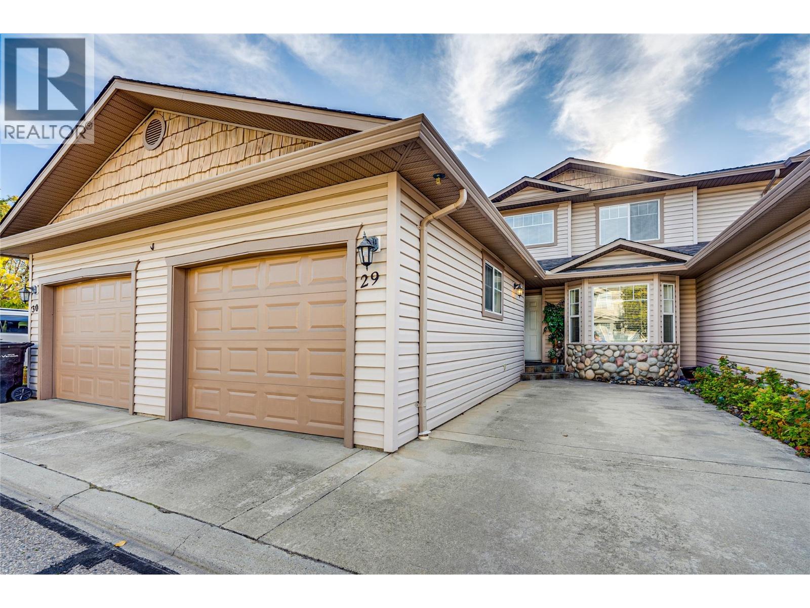 5886 Okanagan Landing Road Unit# 29