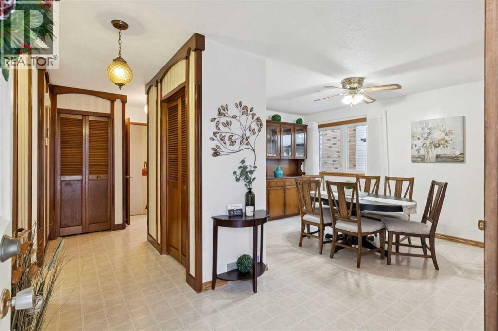 3221 Cedarille Drive SW