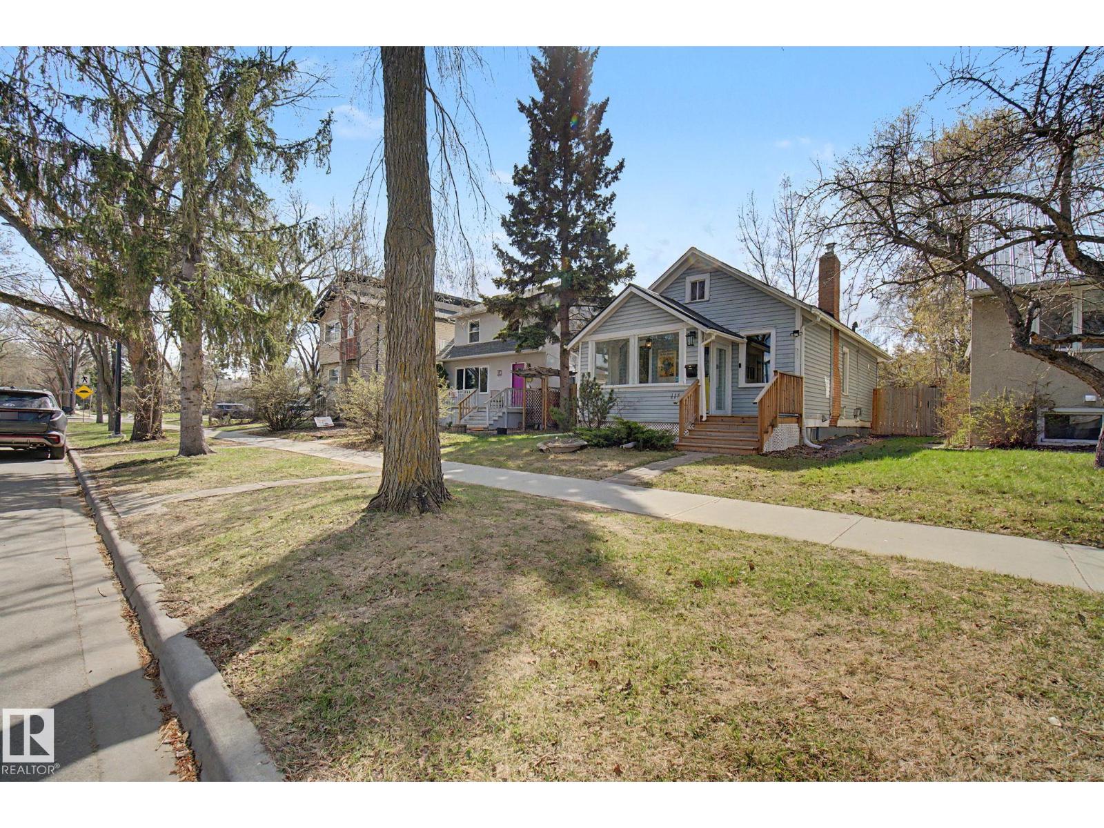 11512 122 ST NW