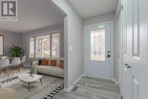 1 - 811 OVERLEA COURT