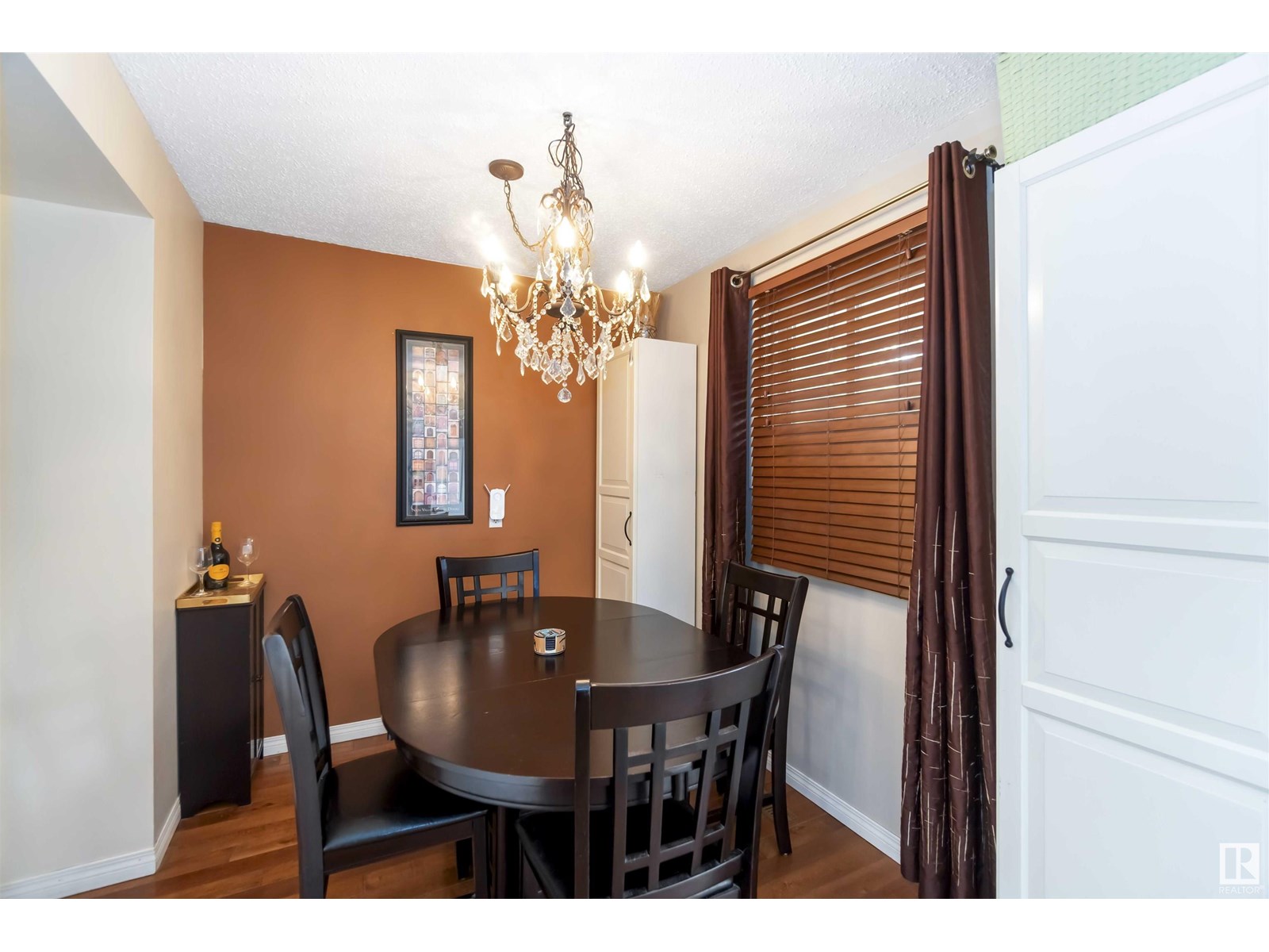 523 ABBOTTSFIELD RD NW