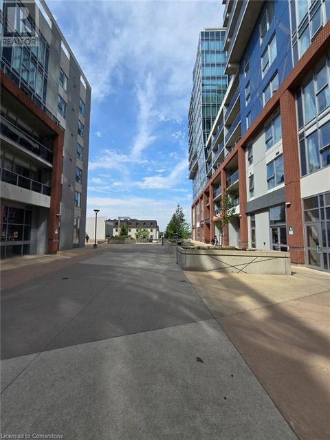 365 ALBERT Street Unit# 612 Waterloo ON N2L0G7