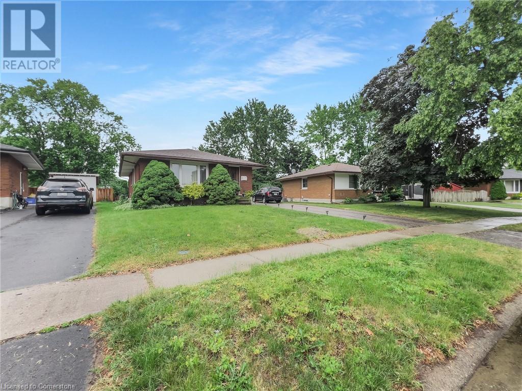 30 BLUERIDGE Crescent