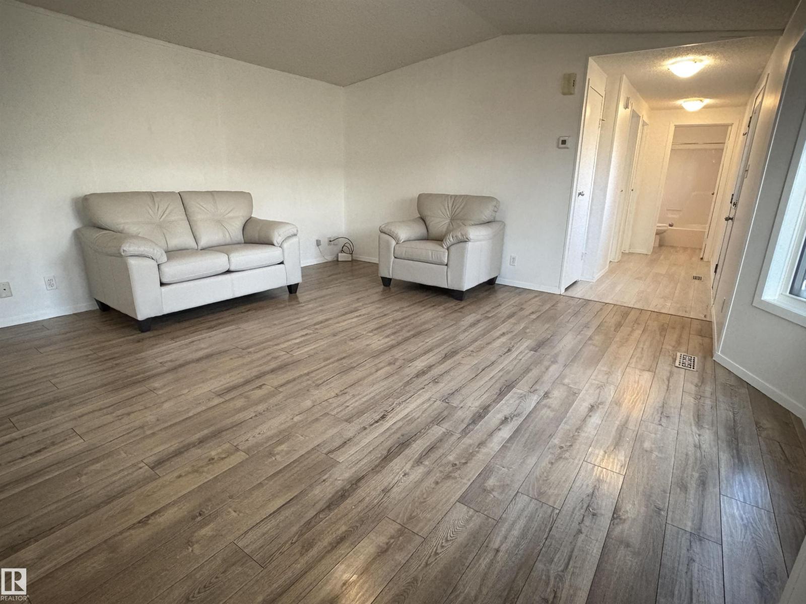 #1220 53222 Range Road 272