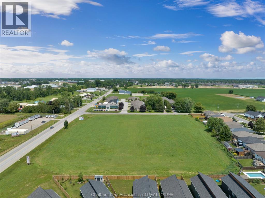 900 Park AVENUE West