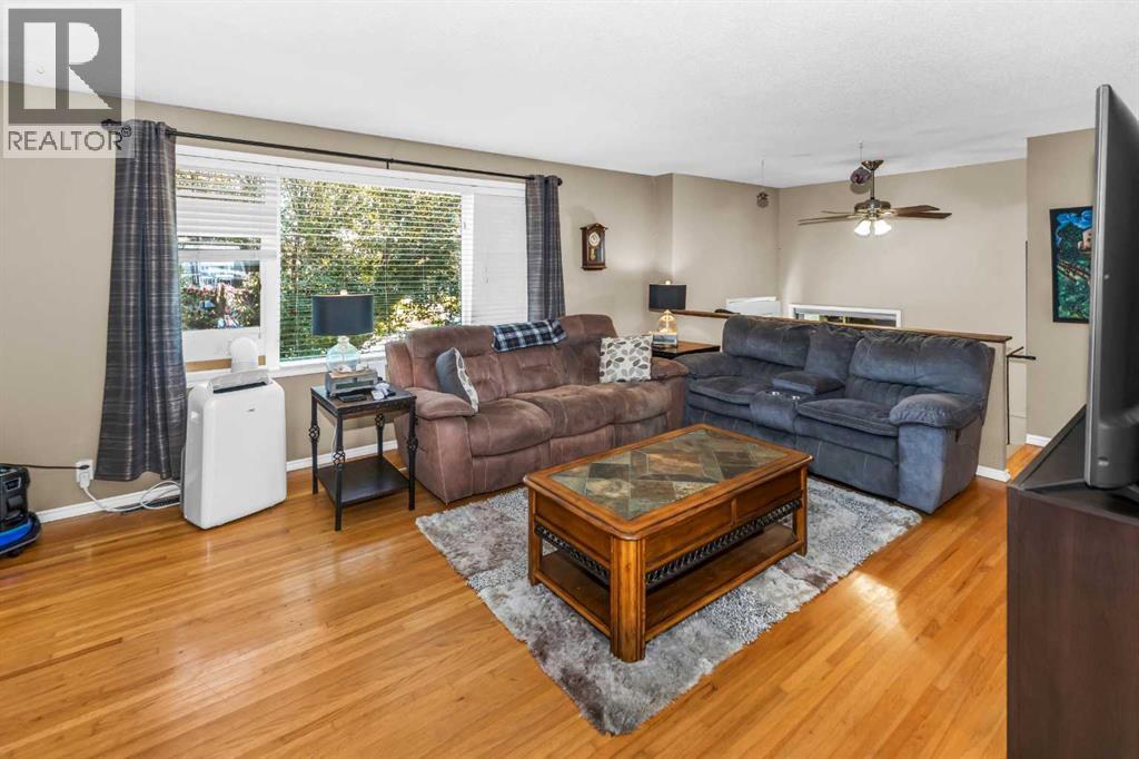 46 Marbrooke Circle NE