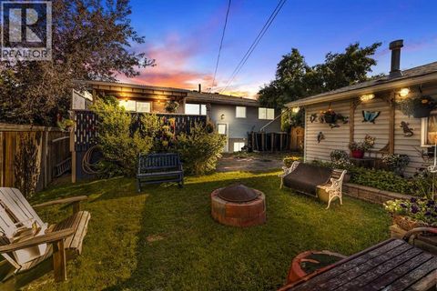 46 Marbrooke Circle NE Calgary AB T2A2W4