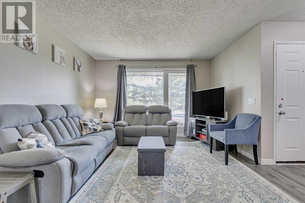 85 Cedardale Crescent SW