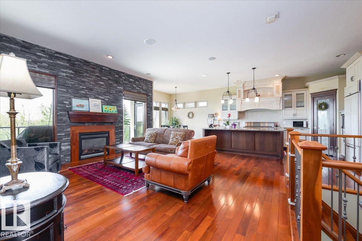 2413 Tegler Green NW