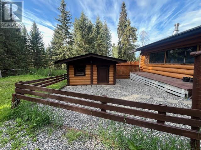 6006 VALLEYVIEW DRIVE