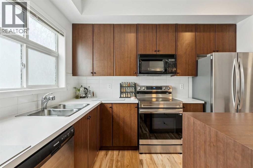 31, 300 Evanscreek Court NW