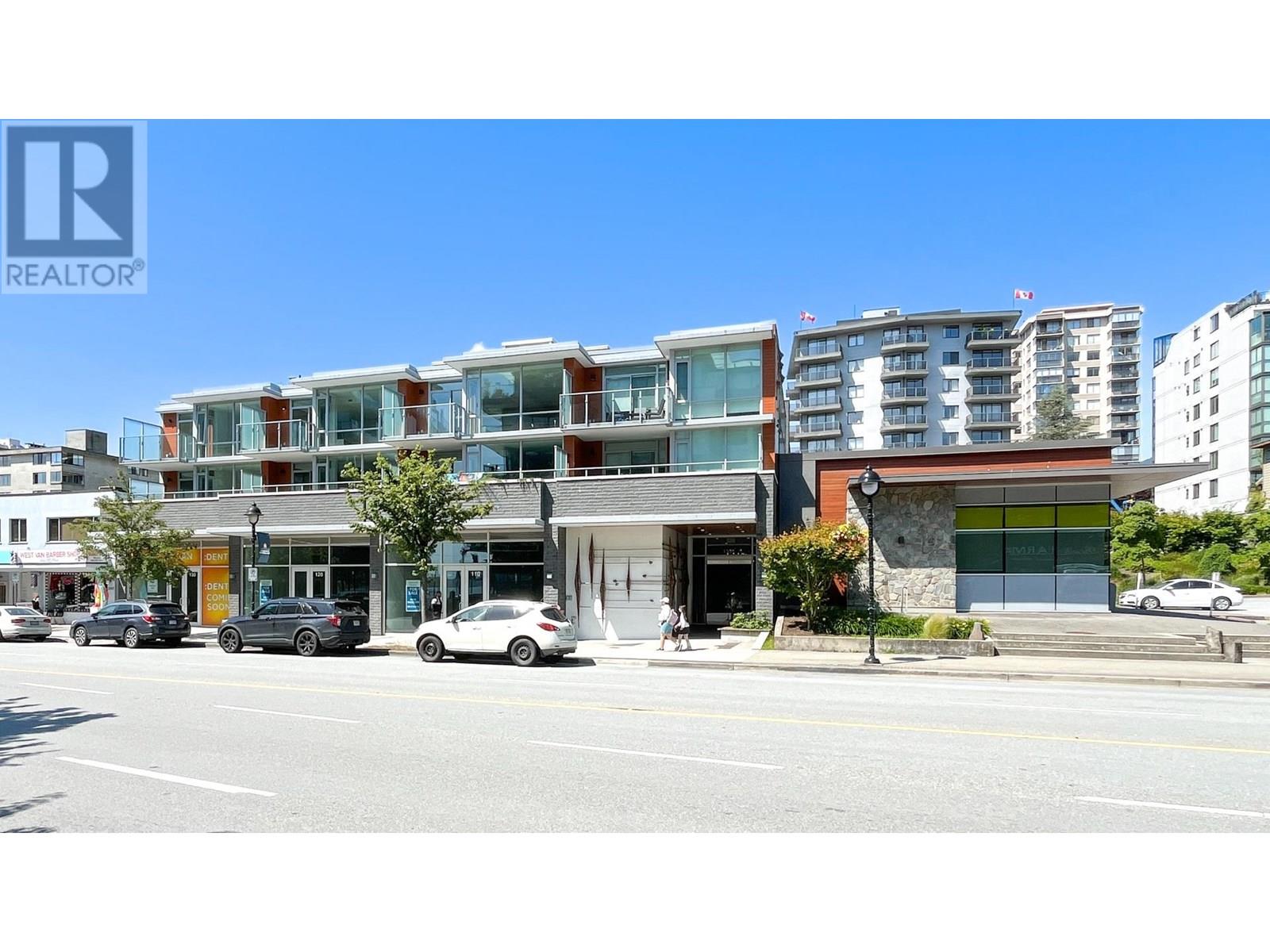 306 1331 MARINE DRIVE