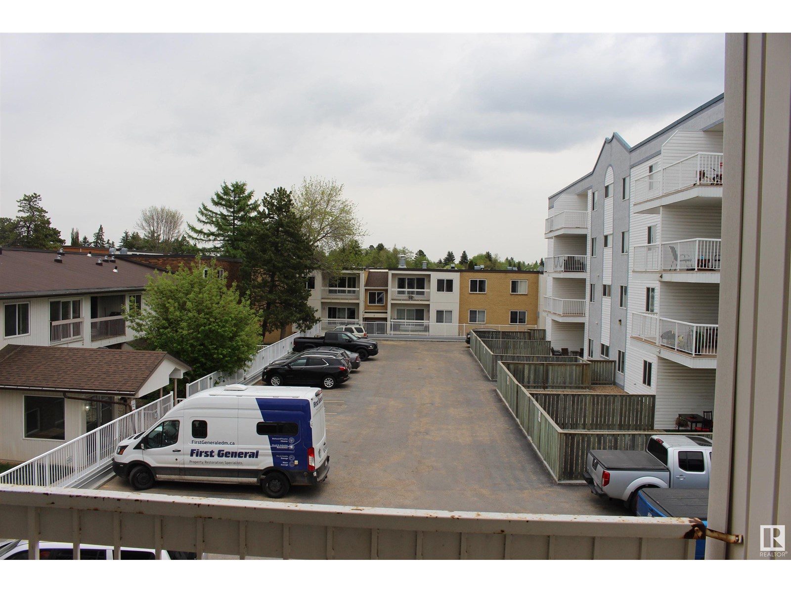 #308 11460 40 AV NW