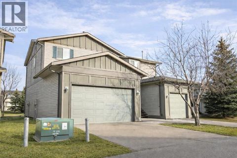 102, 720 Willowbrook Road NW Airdrie AB T4B2Y9