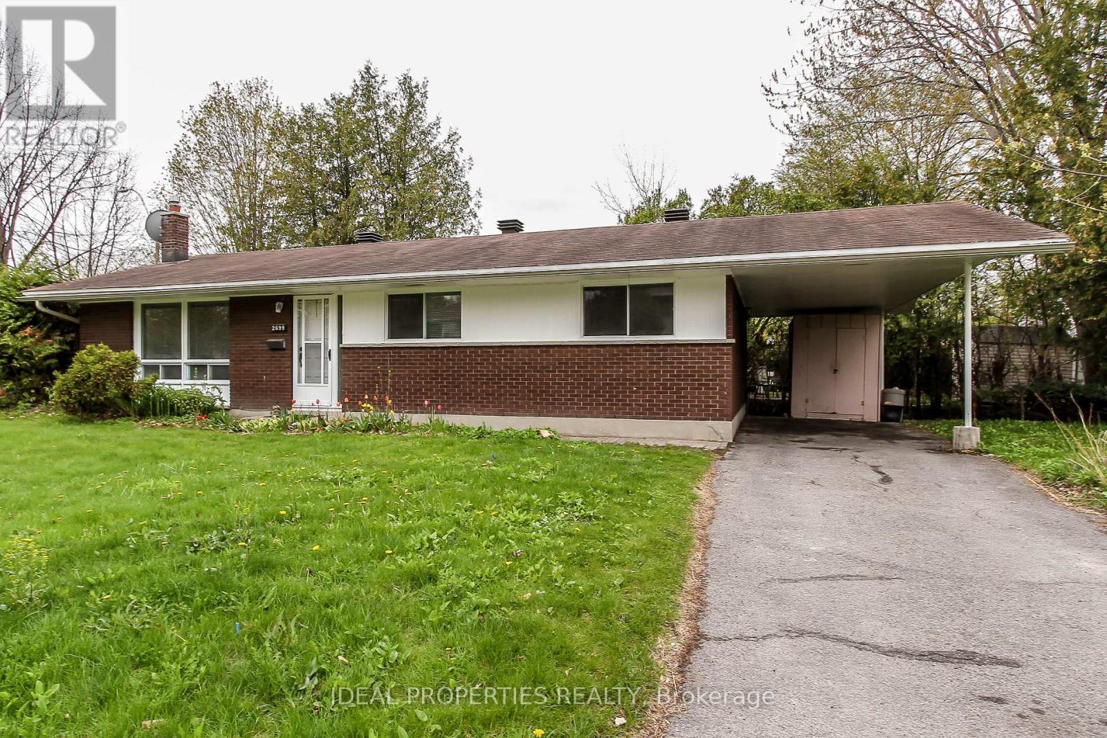 2699 STONE CRESCENT