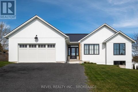 51 HURON STREET Greater Napanee (Greater Napanee) ON K8N4Z6