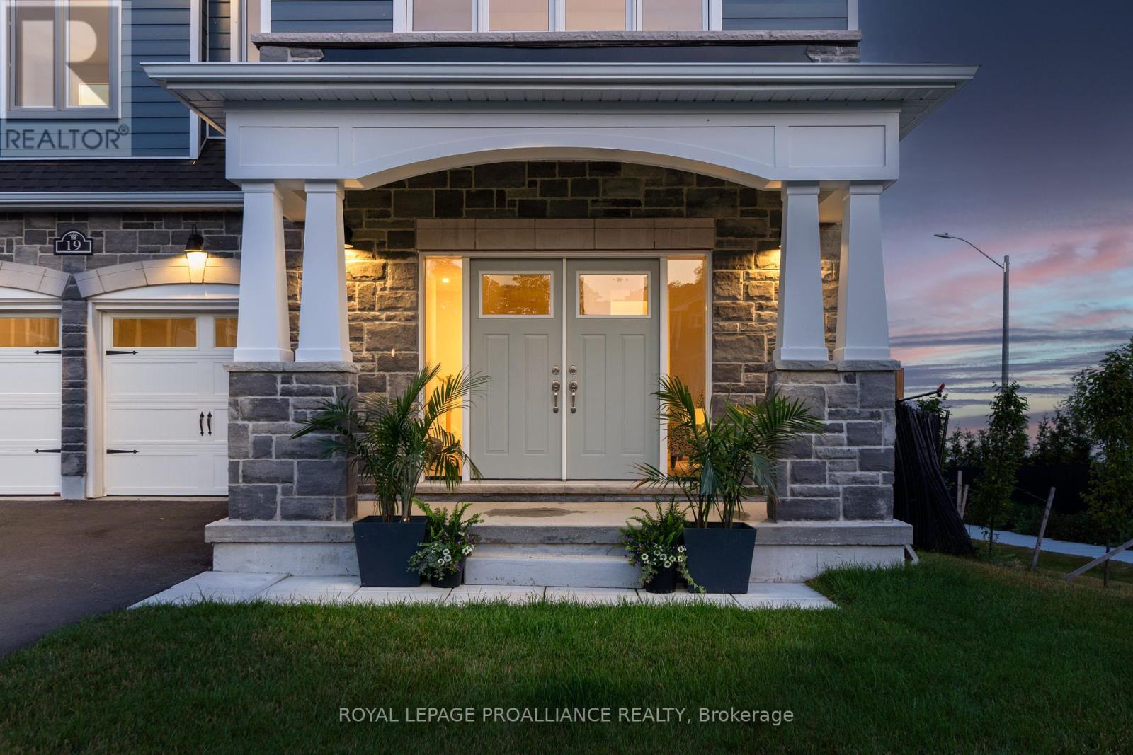 19 TWELVE TREES COURT