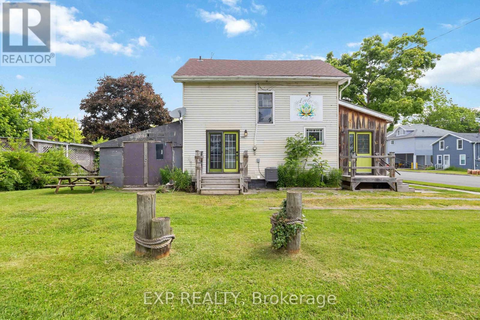 105 MARKET STREET E