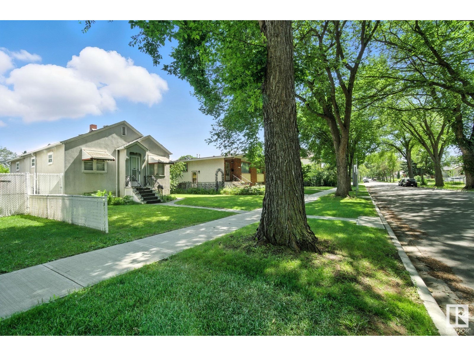 12117 85 ST NW