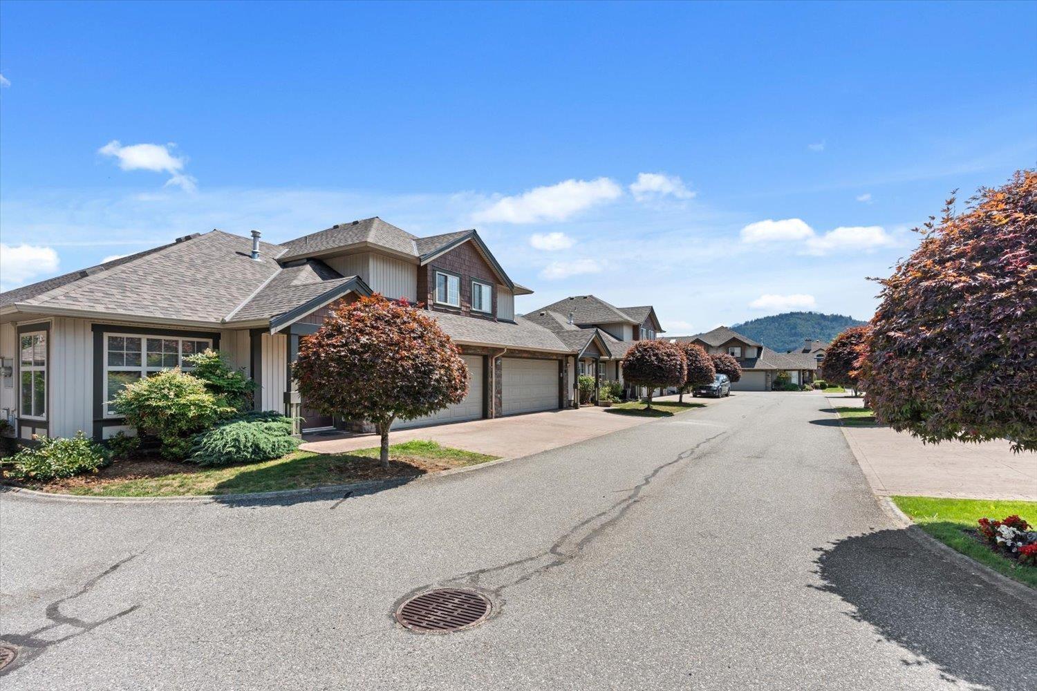 47 6887 SHEFFIELD WAY|Sardis East Vedder