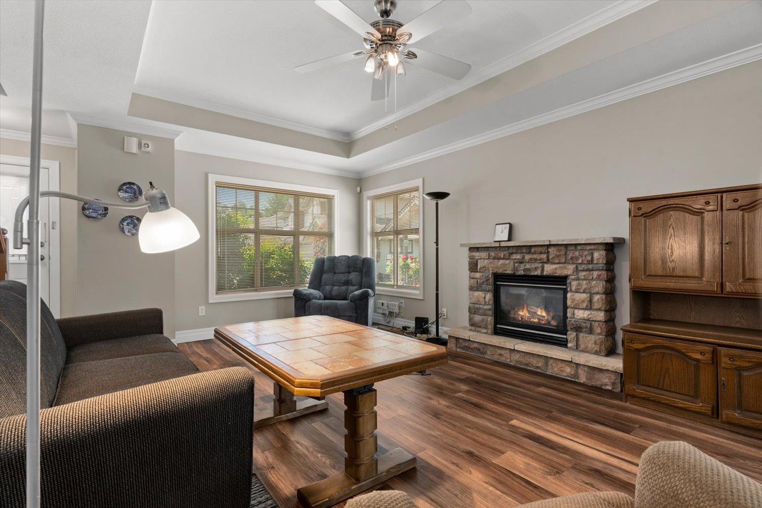 47 6887 SHEFFIELD WAY|Sardis East Vedder