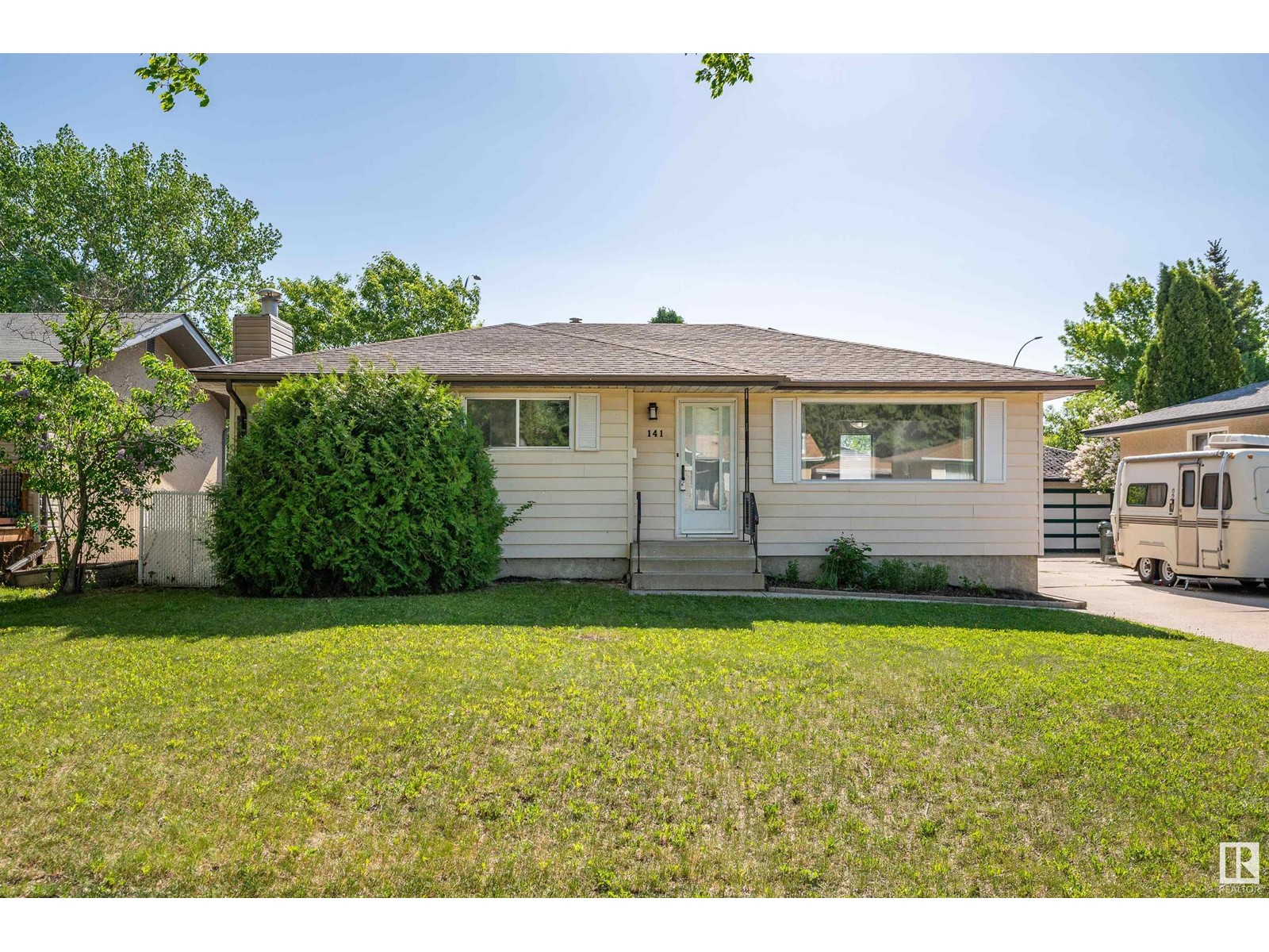 141 Marion DR