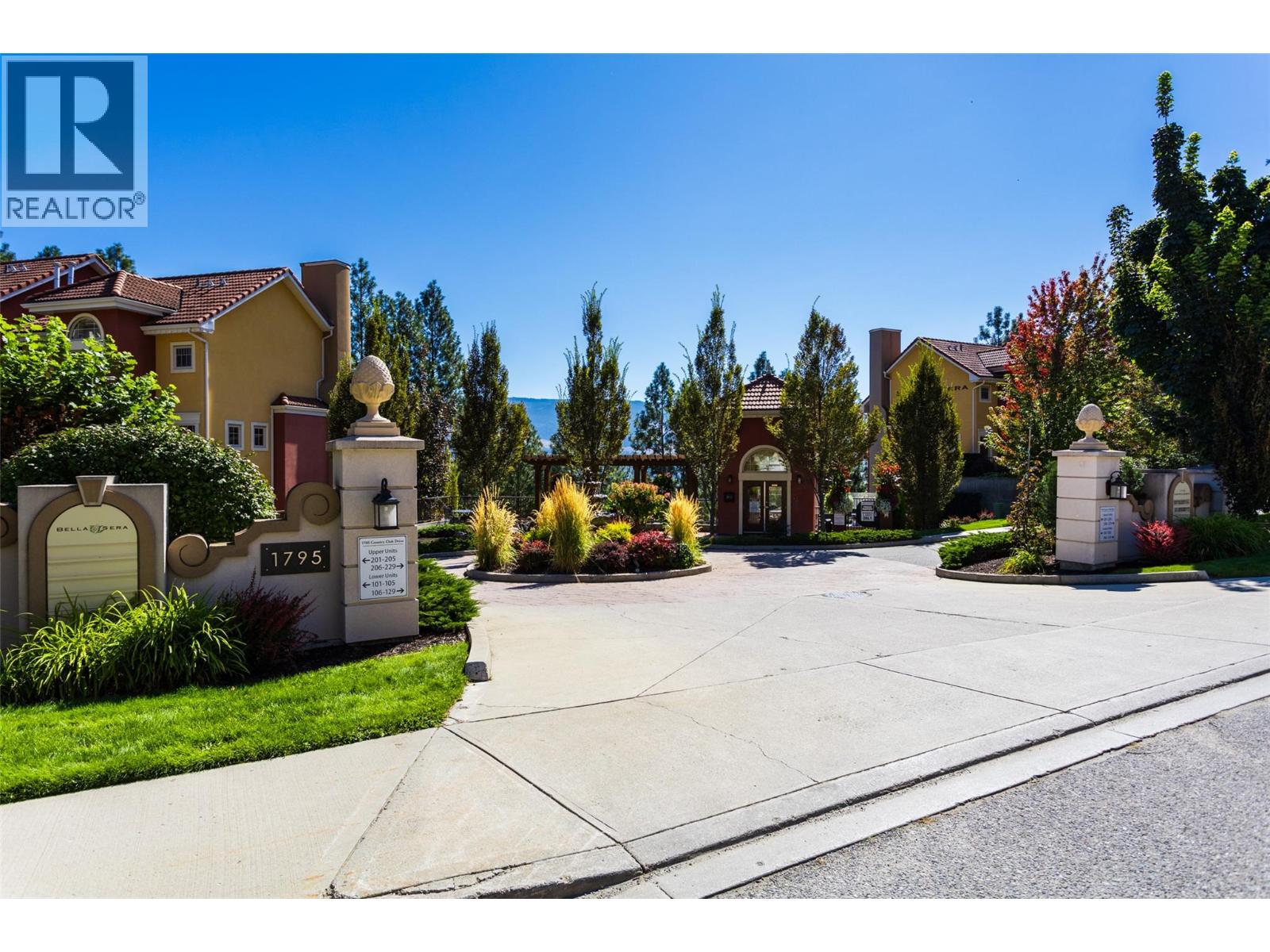 1795 Country Club Drive Unit# 105