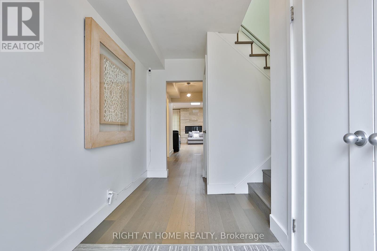 34 SCARCLIFF GARDENS