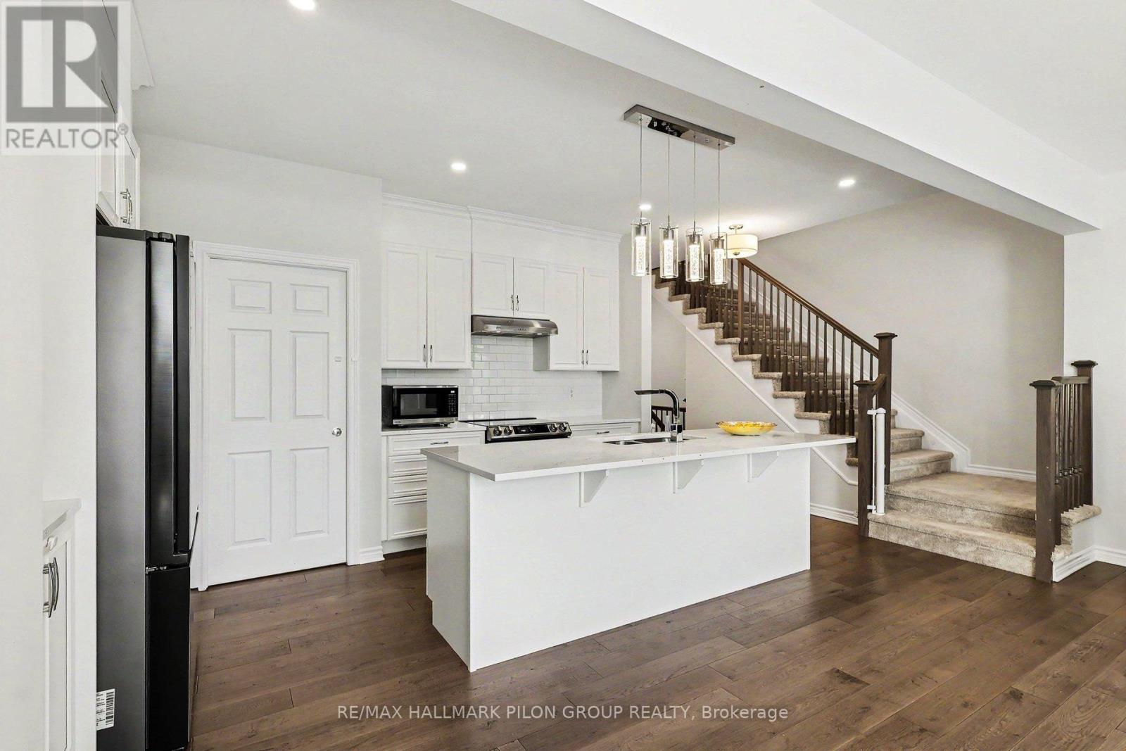 396 VENTOUX AVENUE