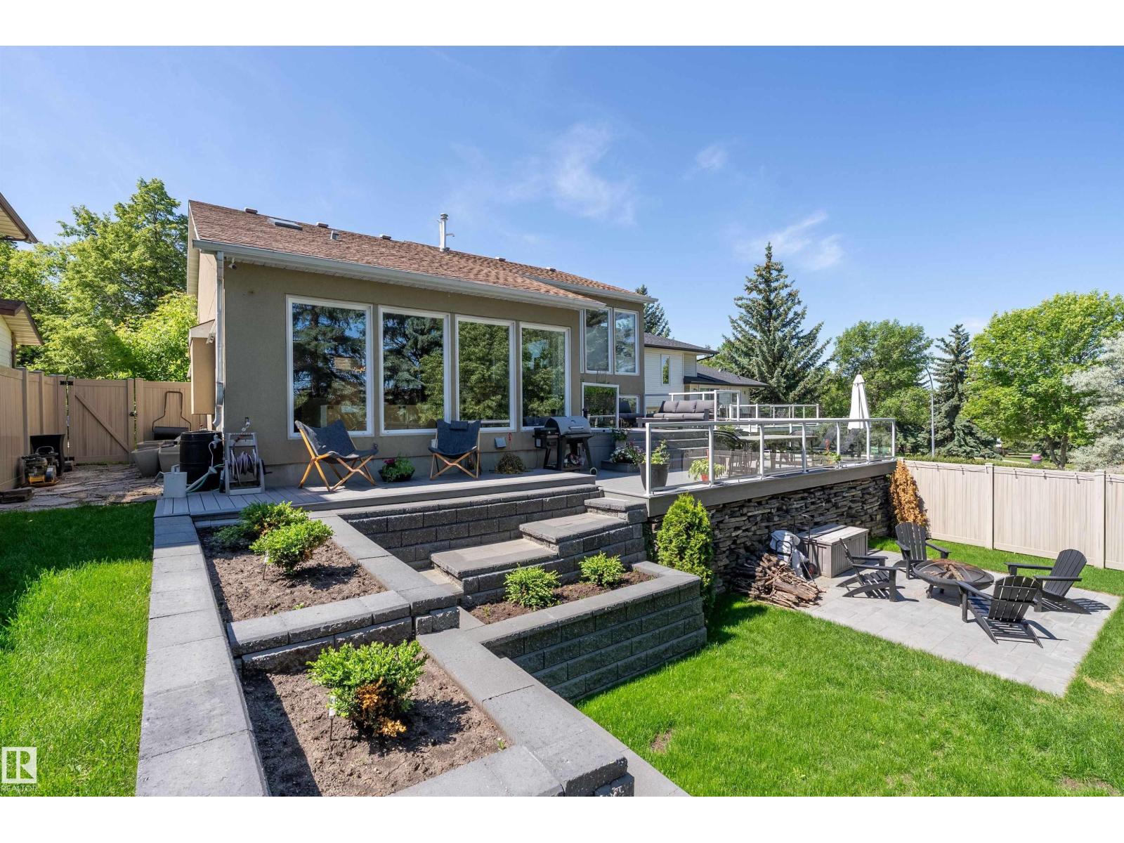 4 Wentworth CR