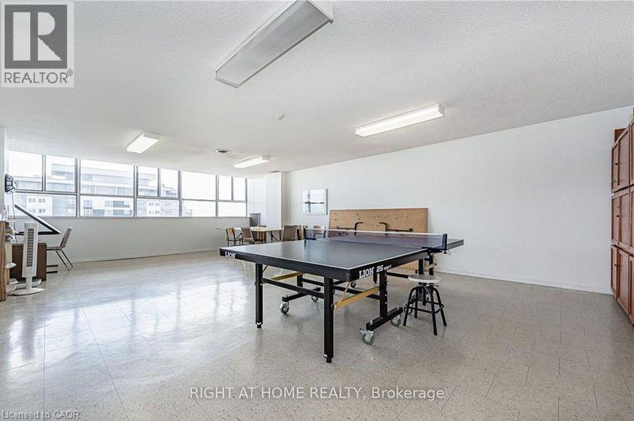 375 KING Street Unit# 903