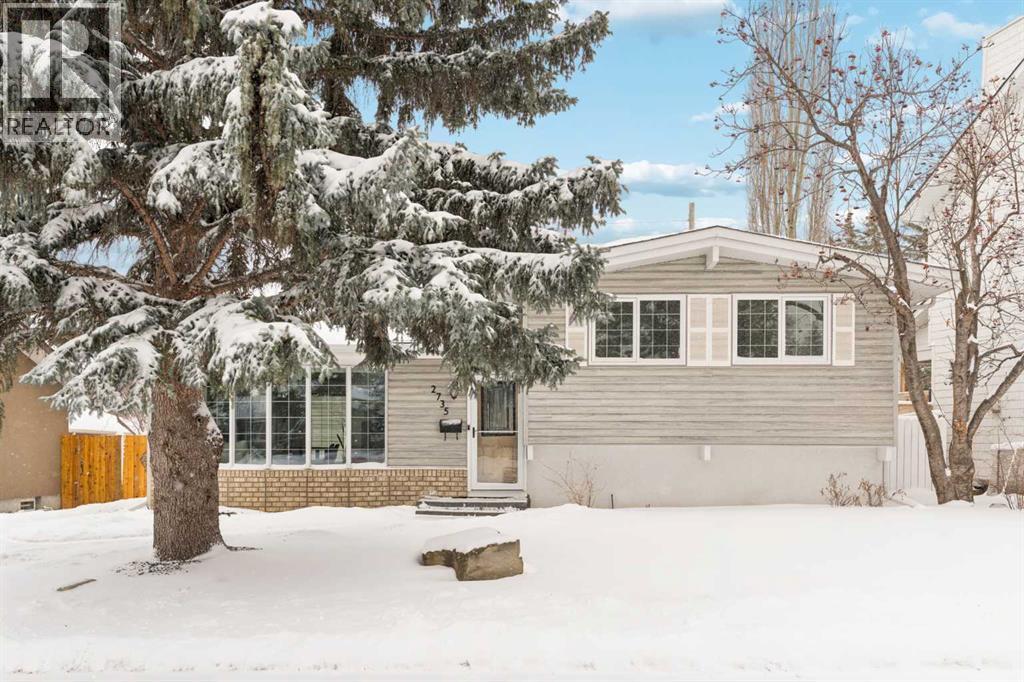 2735 Lionel Crescent SW