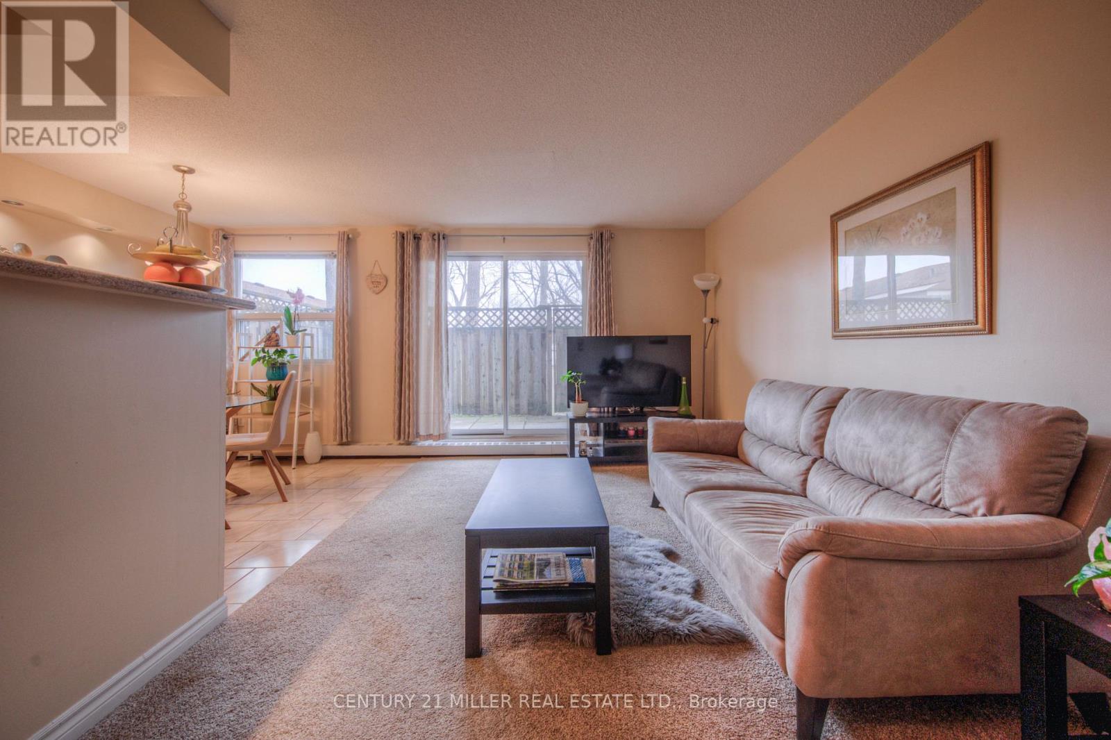 110 - 793 COLBORNE STREET E