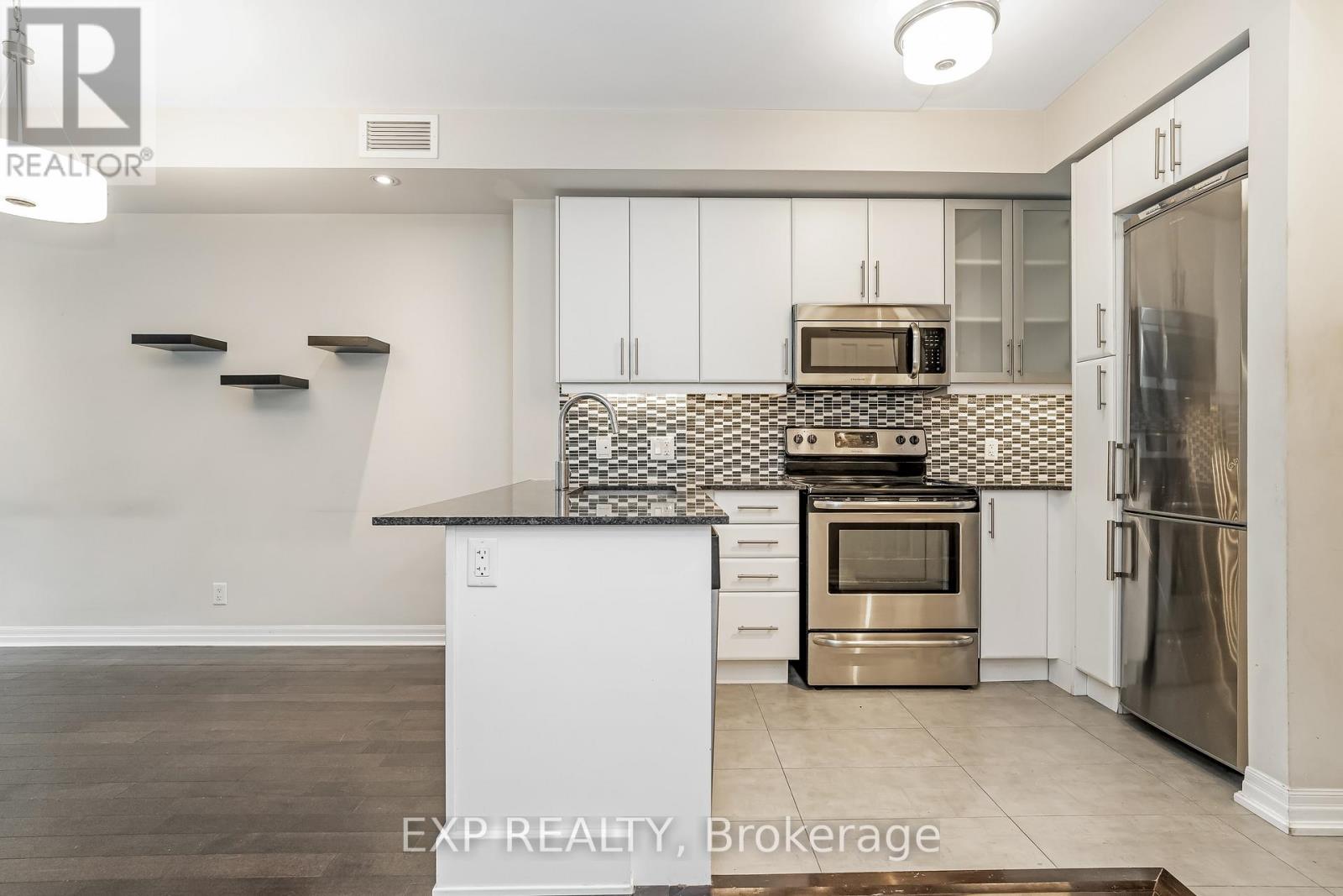 2606 - 242 RIDEAU STREET