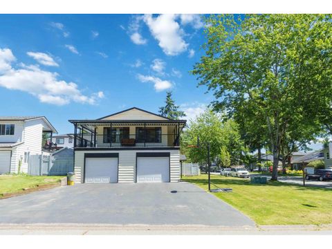 14471 85A AVENUE Surrey BC V3S5W3